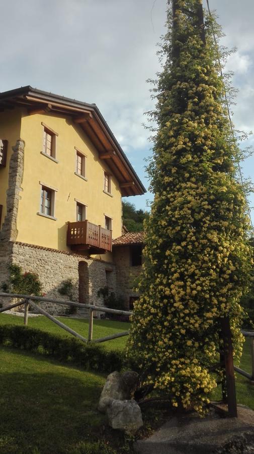 Agriturismo Il Posto Delle Fragole San Giovanni Bianco Eksteriør billede